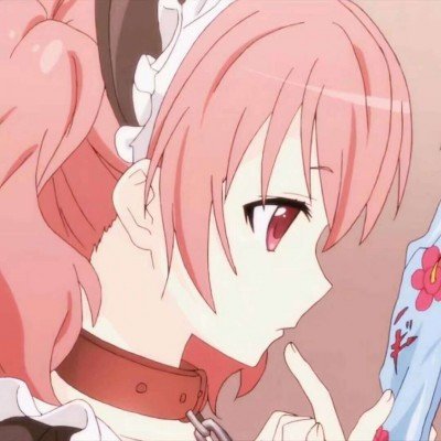 甘肃小伙挂横幅开车回老家结婚